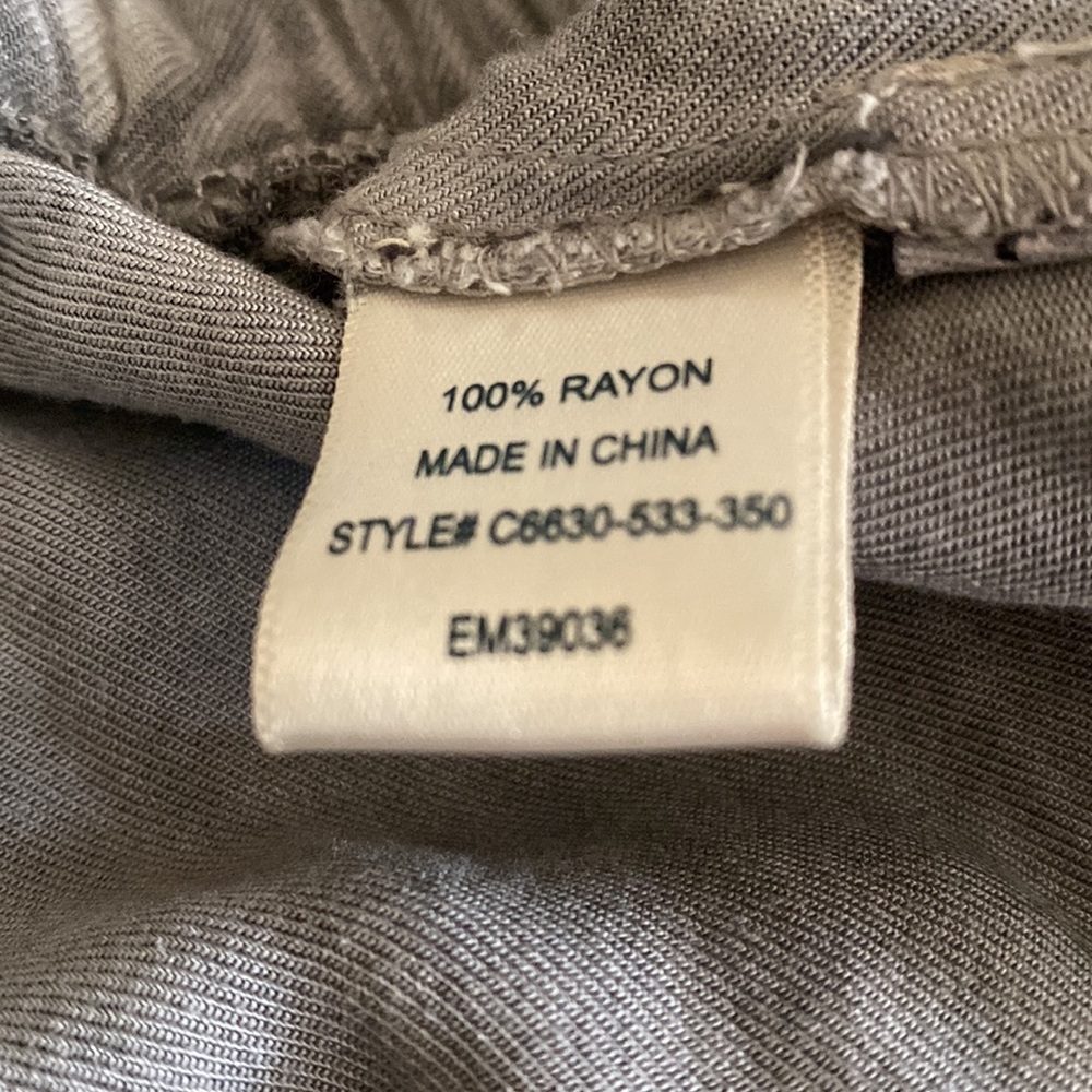 Cloth & Stone Gray Sleeveless Jumpsuit with Relaxed Fit - Picture 8 of 14